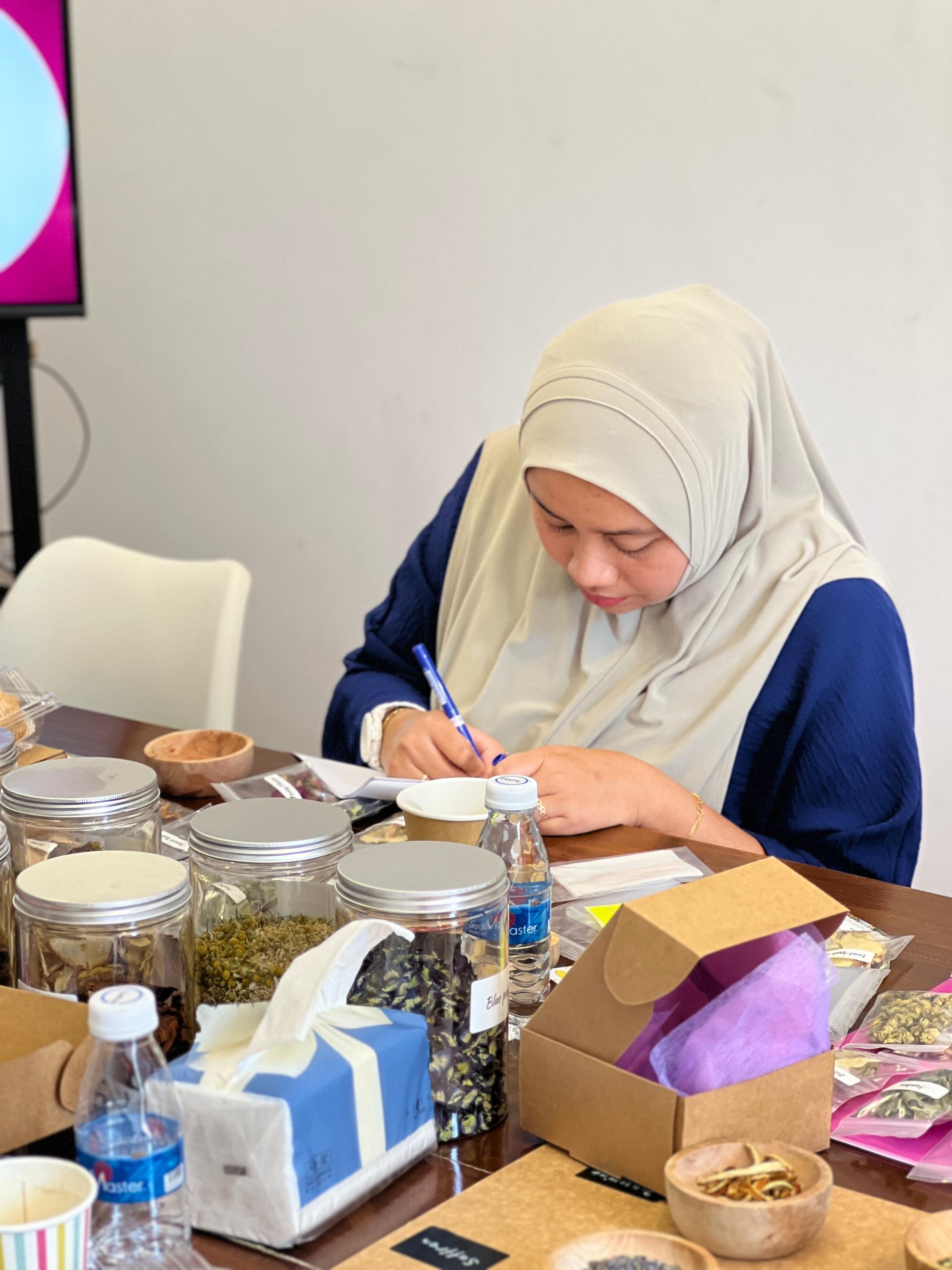 Cinta Herbs workshop gallery 5